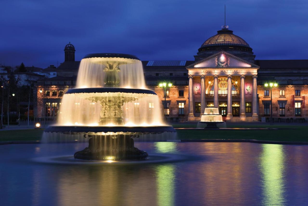 Intercityhotel Wiesbaden Exterior foto