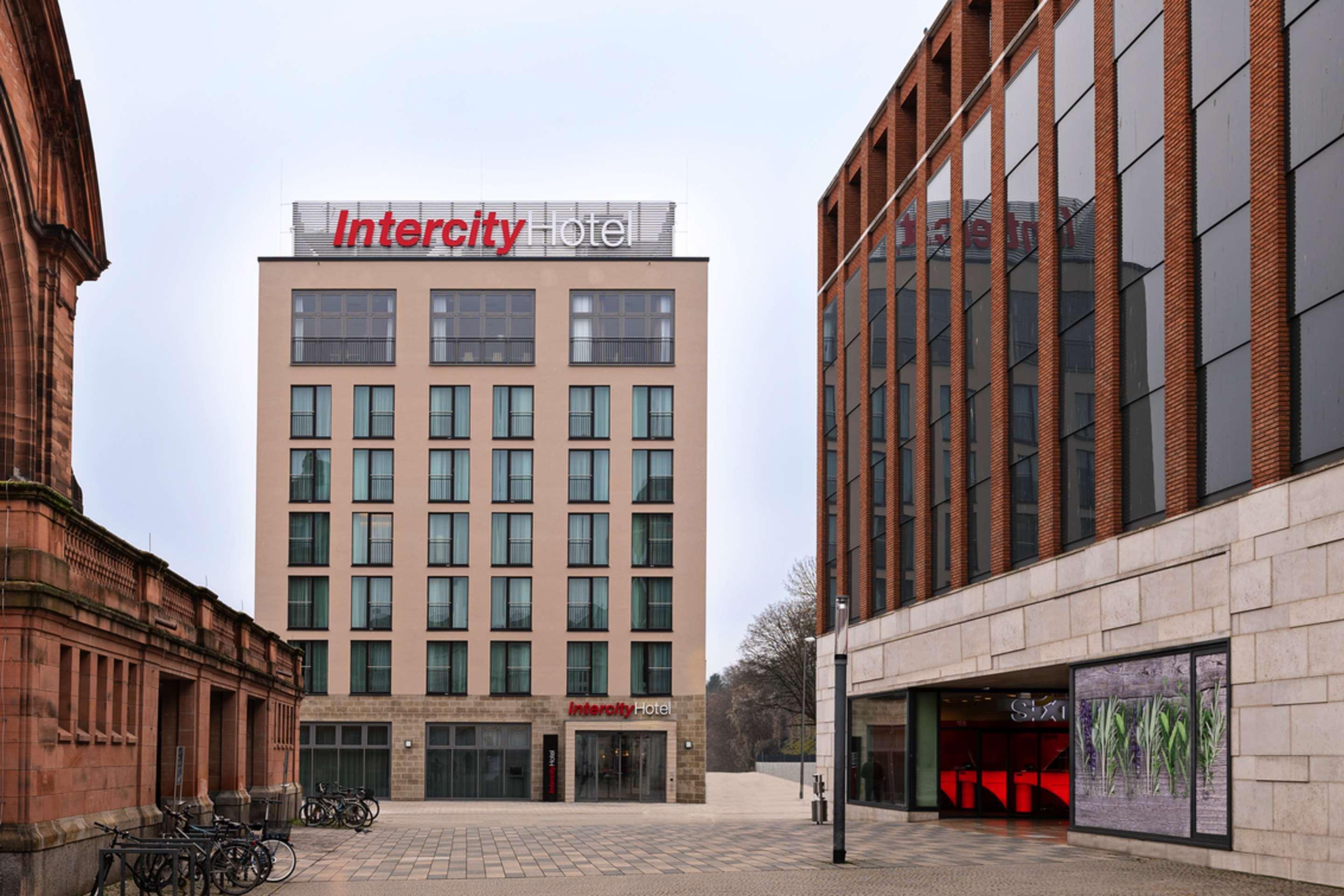Intercityhotel Wiesbaden Exterior foto