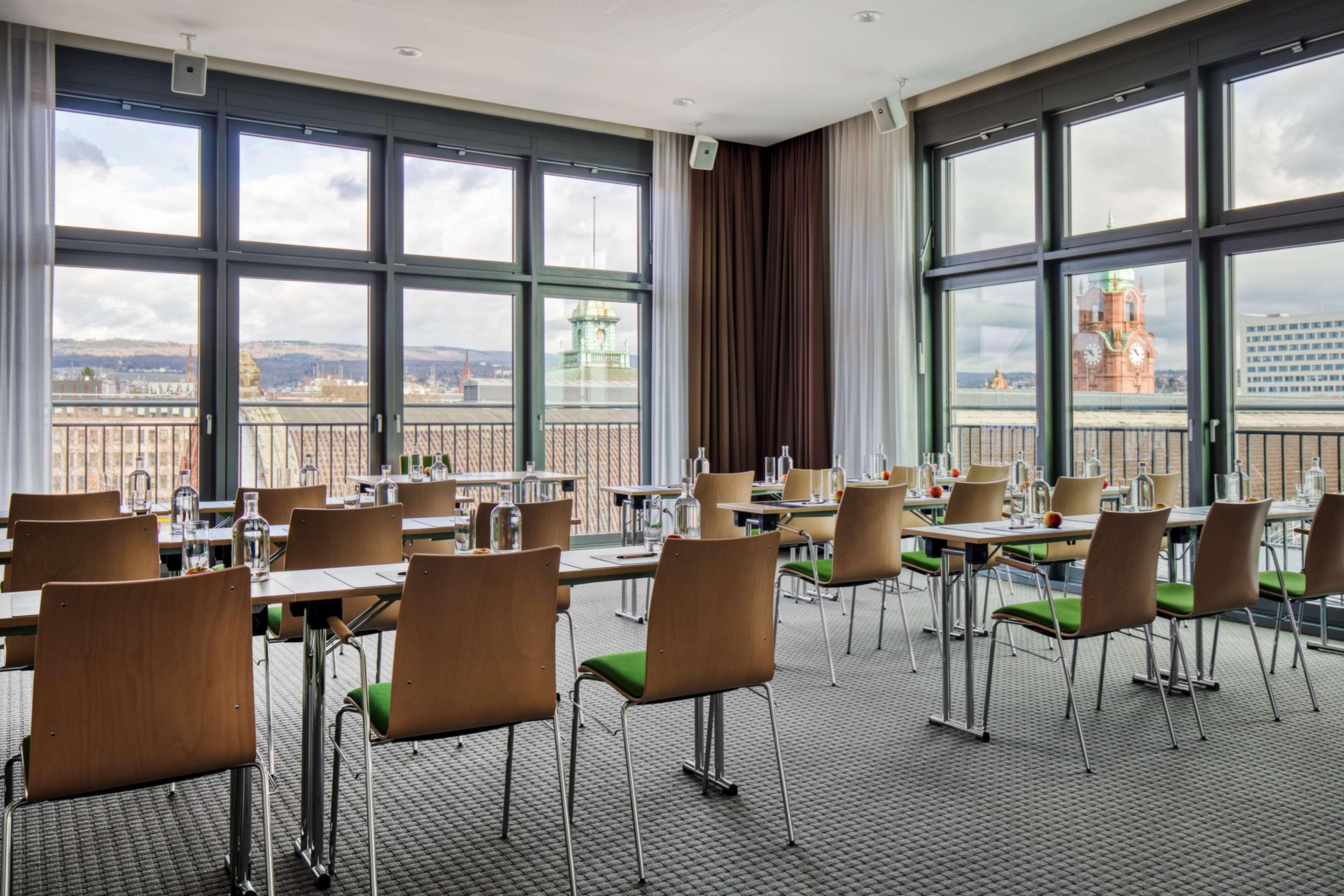 Intercityhotel Wiesbaden Exterior foto
